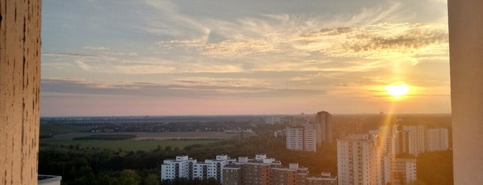 Skylounge is one of Grün und Blau Berlin.