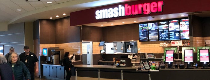 Smashburger is one of สถานที่ที่ Ricardo ถูกใจ.