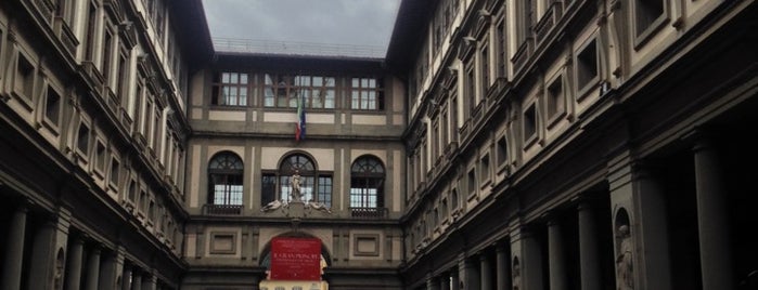 Piazzale degli Uffizi is one of Florencia, Italia.