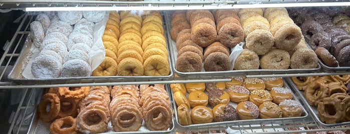Rolling Pin Donuts is one of San Bruno - Work trip.