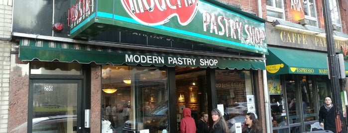 Modern Pastry Shop is one of Tempat yang Disukai Robin.