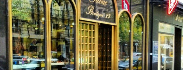 Boutique 22 is one of Paris.