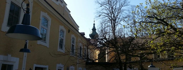 Gasthof Schloss Aigen is one of สถานที่ที่บันทึกไว้ของ Maria.