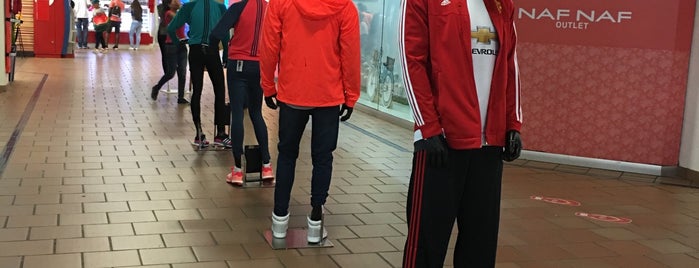 Tiendas adidas Colombia