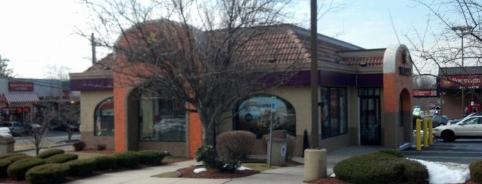 Taco Bell is one of Anthony’s Liked Places.