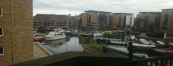 Docklands Light Railway Bank to Lewisham Train is one of London Stations.