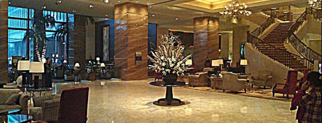 Shangri-la Hotel Xi'an is one of สถานที่ที่ Robert ถูกใจ.