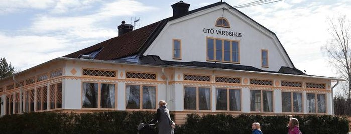 Utö Wärdshus is one of Tipos de The Wall Street Journal.