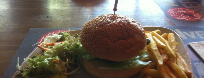 B&N Kitchen is one of Best Burgers in Istanbul.