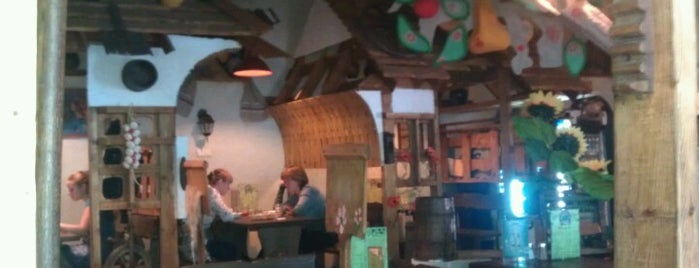Пан Халявський is one of Бари, ресторани, кафе Рівне.