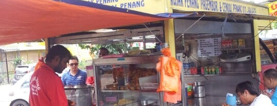 Rojak Penang (Pasembor) & Cendol is one of lye_soon's Saved Places.