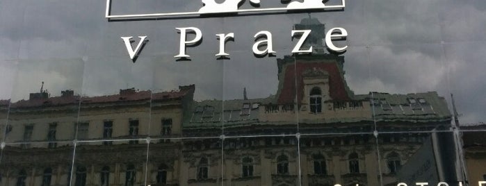 Национальная галерея Прага | Выставочный дворец is one of Praha 2014.