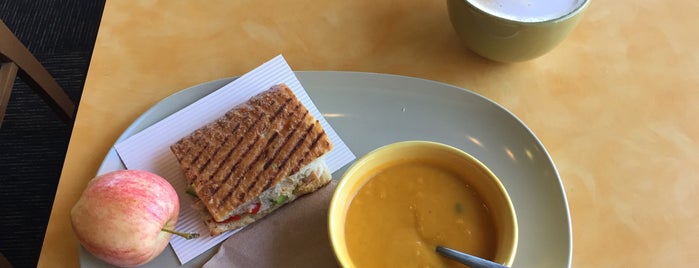 Panera Bread is one of Favourite Coffee Shops.