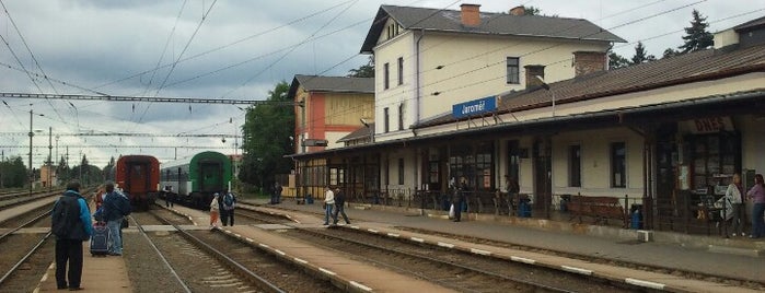 Železniční stanice Jaroměř is one of Železniční stanice ČR: Ch-J (4/14).