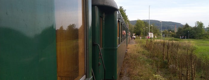 Železniční zastávka Chvaleč is one of Trať 047 Trutnov - Teplice nad Metuji.