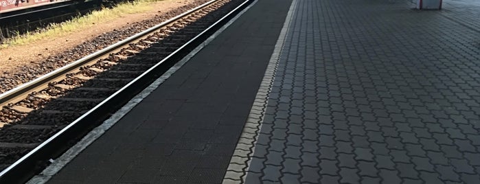 Rákoshegy vasútállomás is one of 120-as vonal.