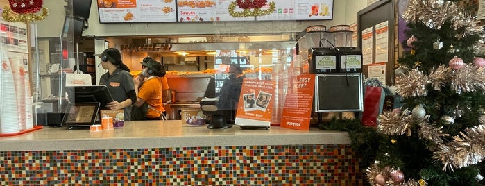 Popeyes Louisiana Kitchen is one of comida.