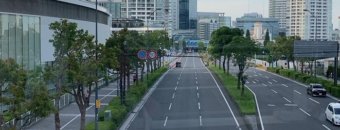 みなとみらい歩道橋 is one of YOKOHAMA.