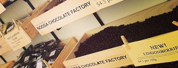 The Dark Chocolatier by the Noosa Chocolate Factory is one of Locais salvos de Neel.