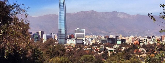 Parque Metropolitano de Santiago is one of Santiago.