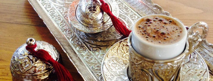 Yeniceri Cafe Sultanahmet is one of Istambul.