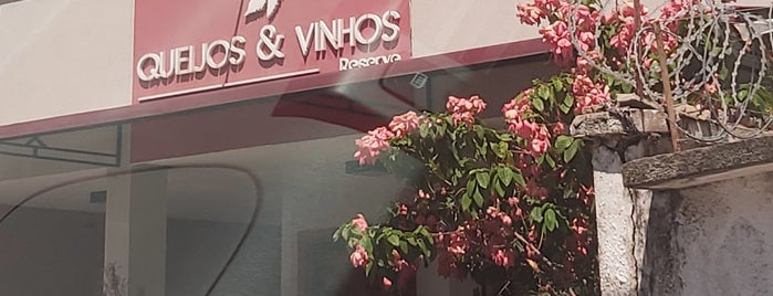 Queijos e Vinhos is one of Meus Locais.