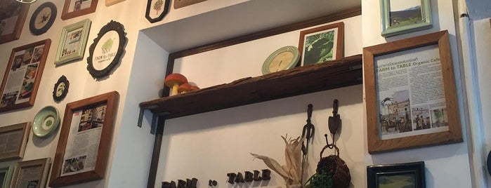 Farm to table is one of Bangkok cafeteria.