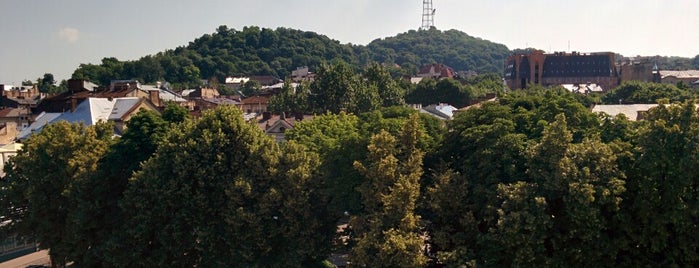 Готель «Львів» is one of Lieux qui ont plu à Vsevolod.