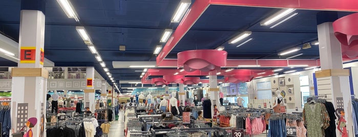 Havan is one of Shopping,Lojas e Supermercados.