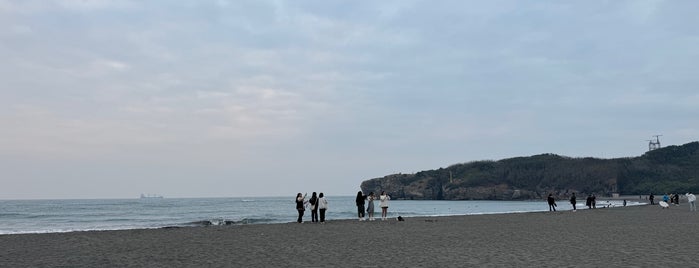 旗津海水浴場 is one of Kaohsiung Best Spot.