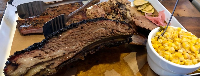 Texas Jack's Barbecue is one of Locais curtidos por Akshay.
