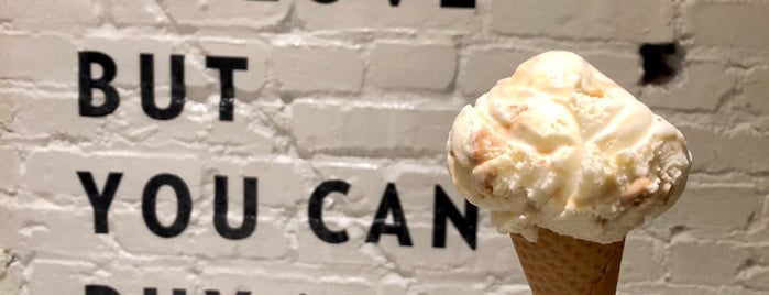 Jeni's Splendid Ice Creams is one of The 15 Best Places for Almonds in Washington.