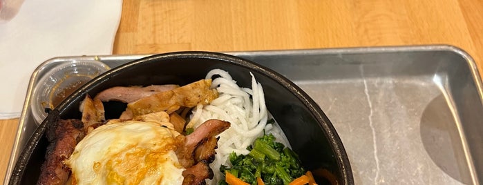 Bibimbowl is one of Posti che sono piaciuti a Ryan.