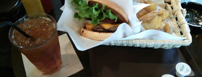 Freshness Burger is one of #Somewhere In Osaka.