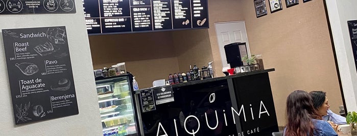 Alquimia Café is one of Tempat yang Disukai Crucio en.