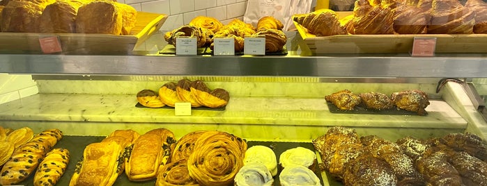 Maison Kayser is one of Crucio enさんのお気に入りスポット.