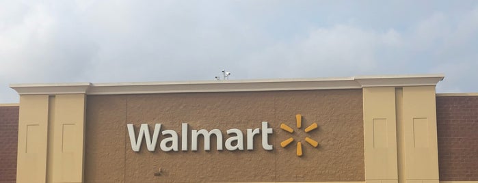 Walmart Supercenter is one of Por dónde paso.