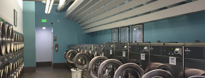 Laundry Works is one of Orte, die Matthew gefallen.