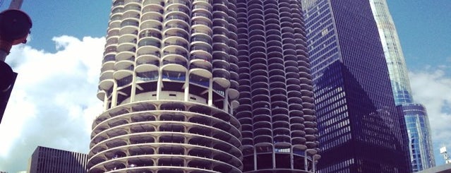 Marina City Rooftop is one of Chicago.