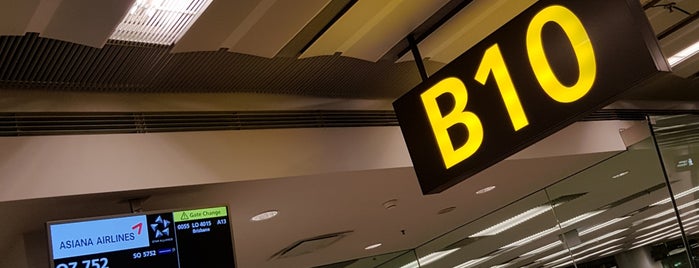 Gate B10 is one of SIN Airport Gates.
