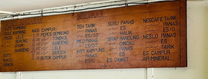 Selera Asli Masakan Jawa is one of Makan Place.