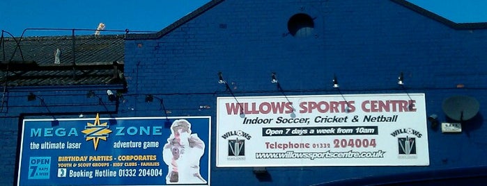 Willows Sports Centre and Megazone is one of Orte, die Shaun gefallen.