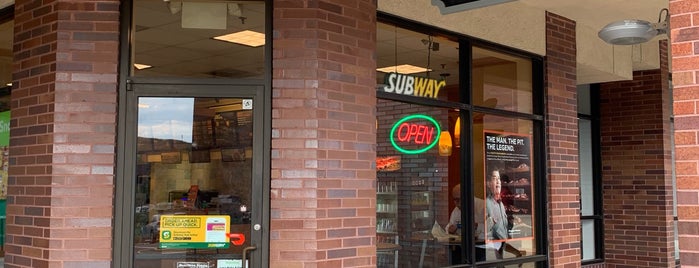 SUBWAY is one of Places to Lunch Near Bedminster.