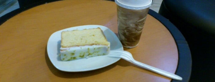 Lar del Pan de Queso is one of Cafe's.