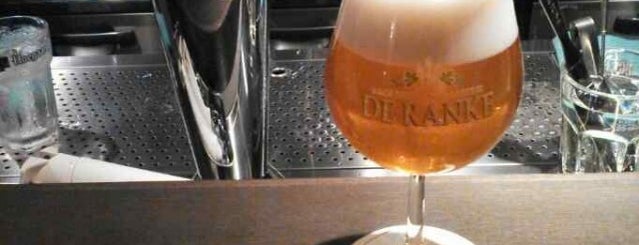 Belgian Beer Bar BARBEE's is one of fuji'nin Kaydettiği Mekanlar.