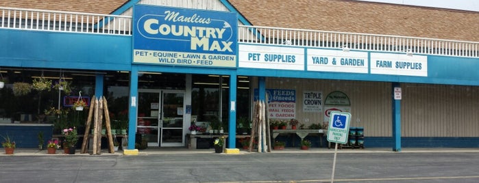 CountryMax is one of สถานที่ที่ Patrick ถูกใจ.