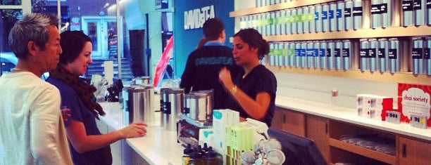 DAVIDsTEA is one of Megan’s Liked Places.