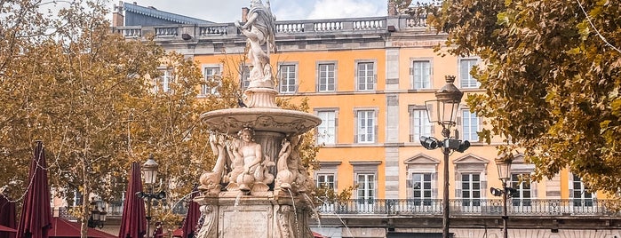 Place Carnot is one of Locais curtidos por Louise.