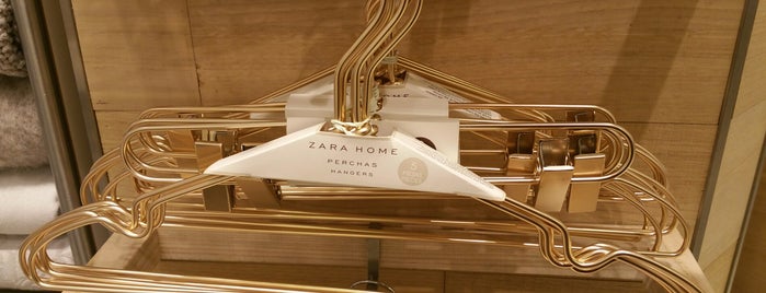 Zara Home is one of Locais curtidos por Mauro.