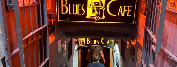 Blues Café / 7-es megálló is one of Szeged @ night.